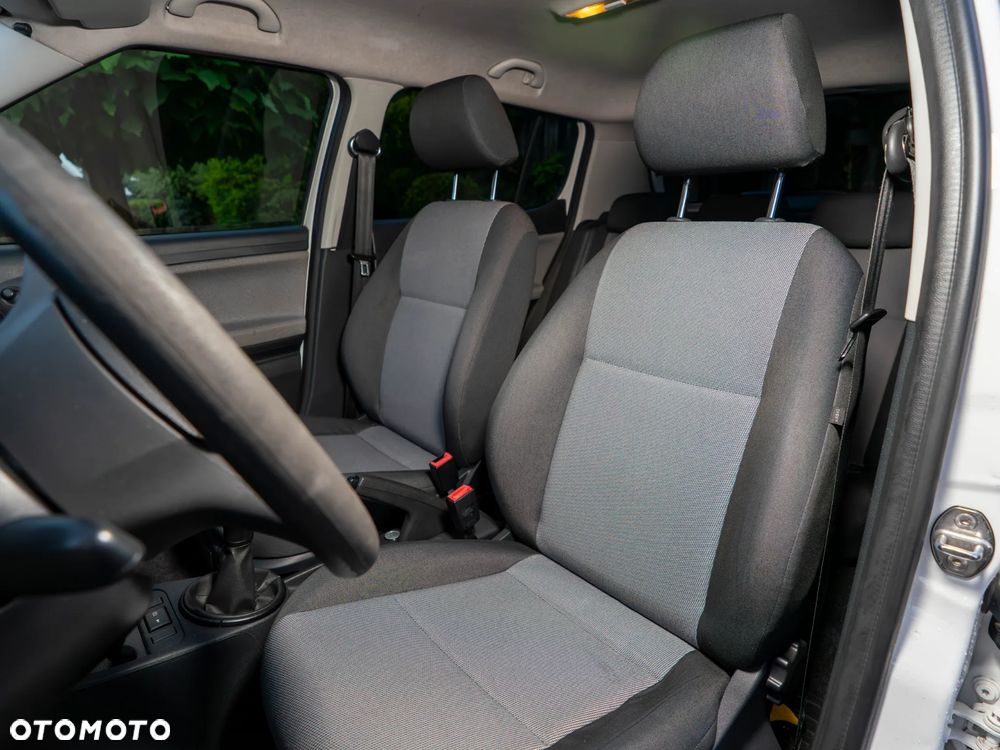 Skoda Fabia 1.6 TDI DPF Active Plus - 11
