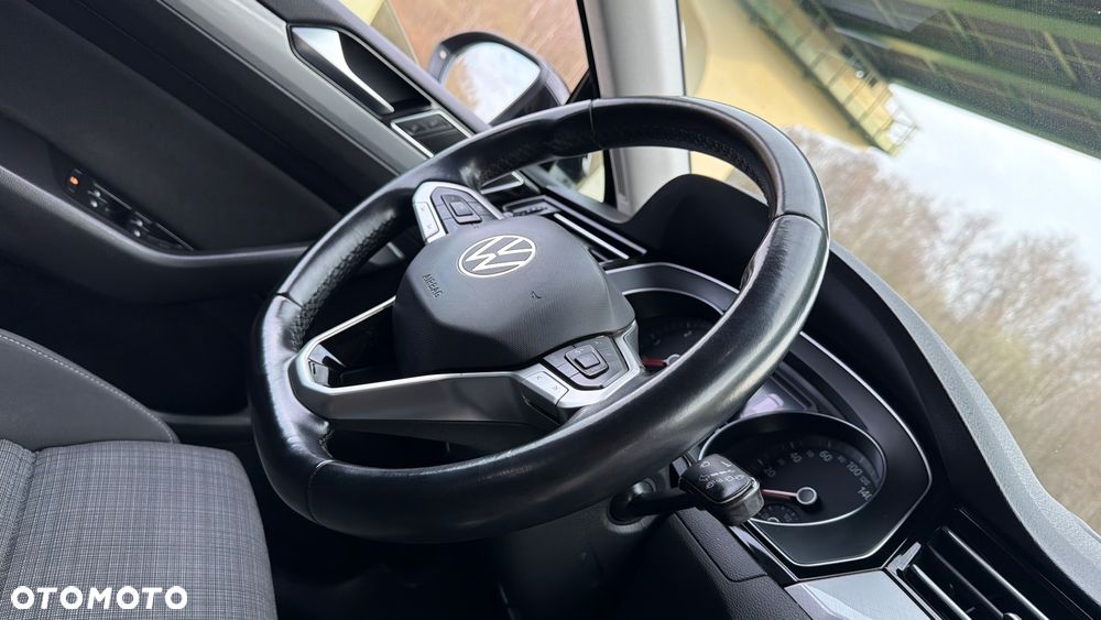 Volkswagen Passat 2.0 TDI SCR DSG - 15