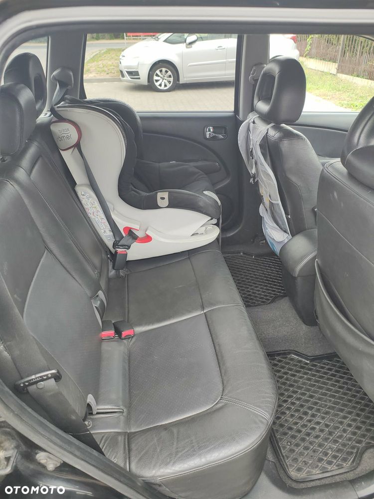 Mitsubishi Outlander 2.0 Comfort 4WD - 10