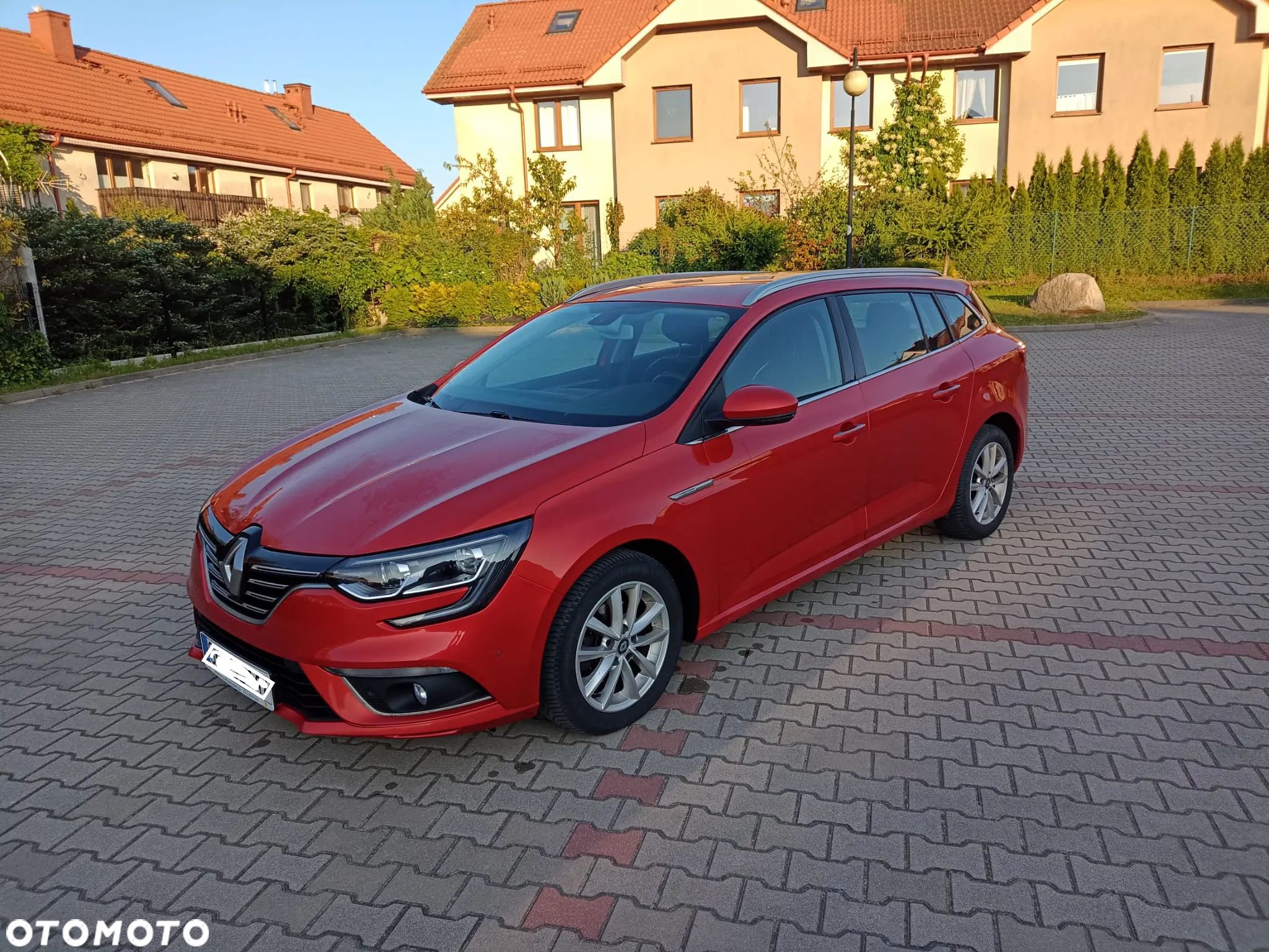 Renault Megane 1.2 Energy TCe Intens - 1
