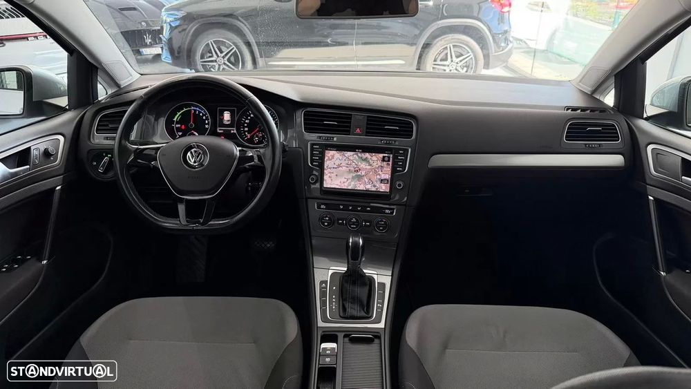 VW e-Golf AC/DC - 19