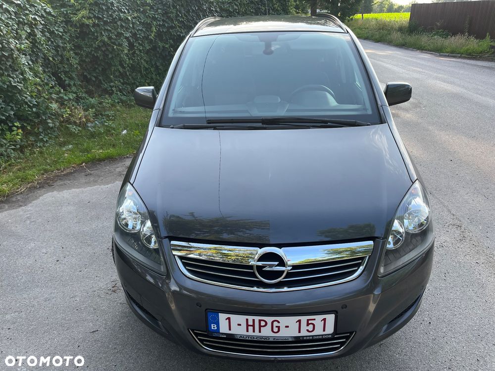 Opel Zafira 1.6 Cosmo - 4