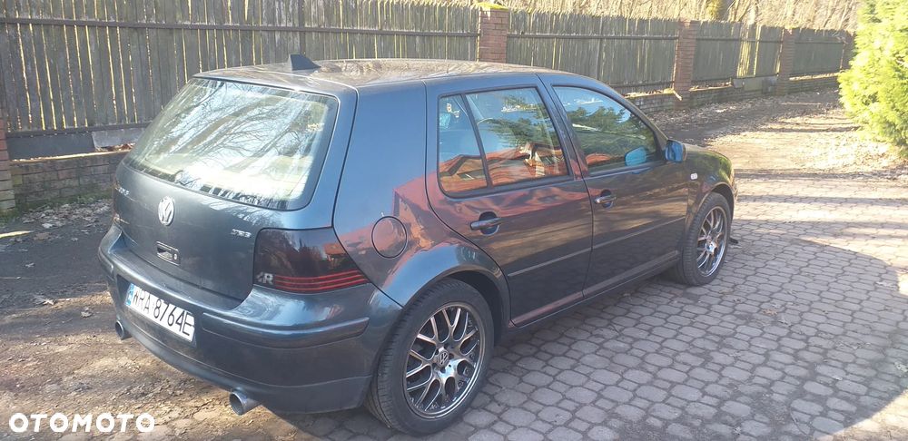Volkswagen Golf - 3