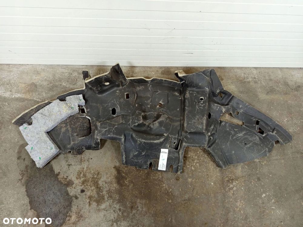 Wygłuszenie bagażnika Tył strona lewa AUDI Q8 RSQ8 SQ8 4M8863813 - 1