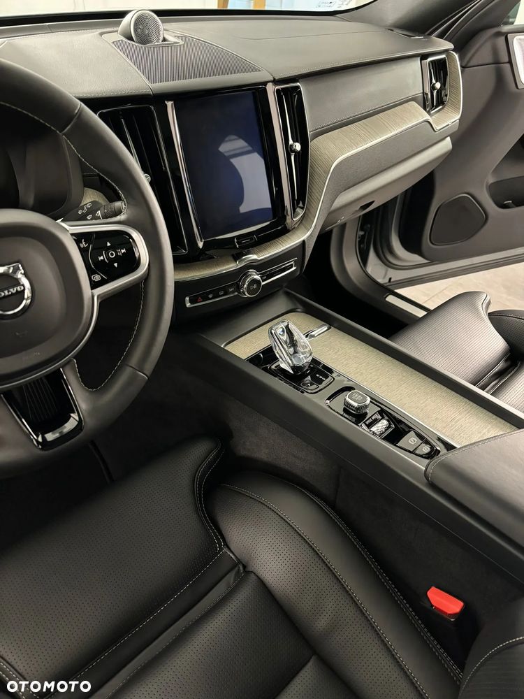 Volvo XC 60 T8 Twin Engine AWD Geartronic Inscription - 15