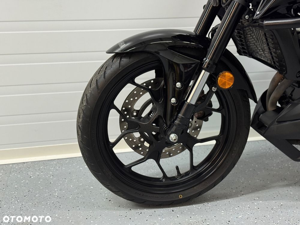 Yamaha MT - 18