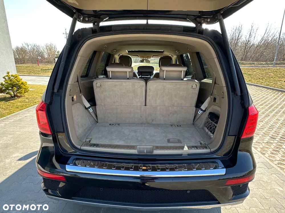 Mercedes-Benz GL - 29