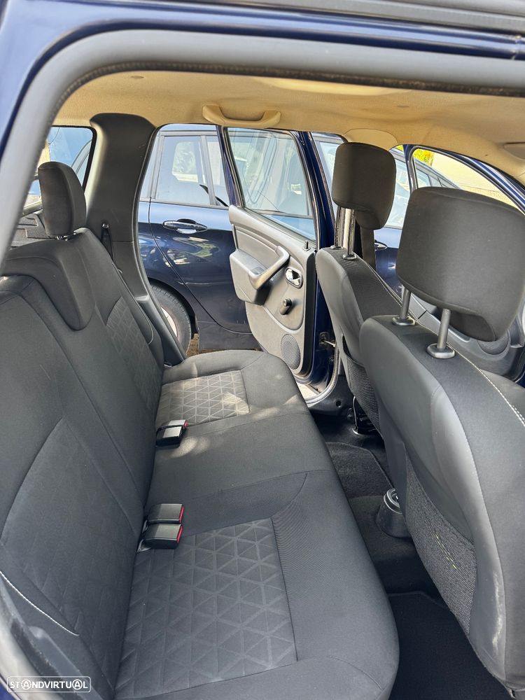 Dacia Duster 1.2 TCe Comfort - 12