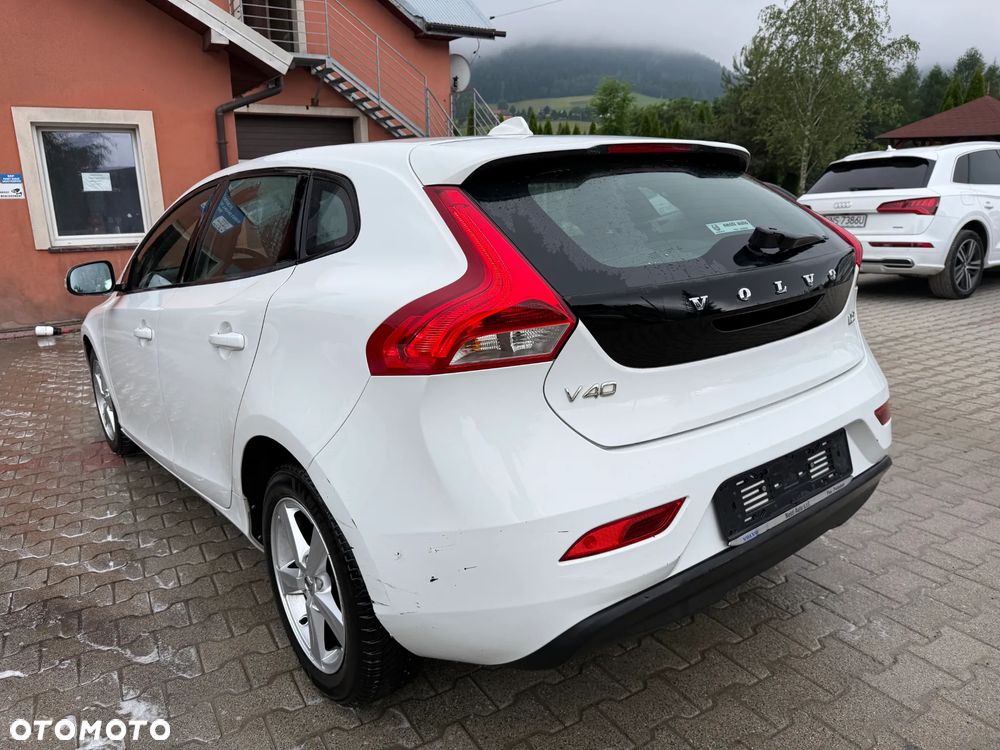 Volvo V40 D2 - 5