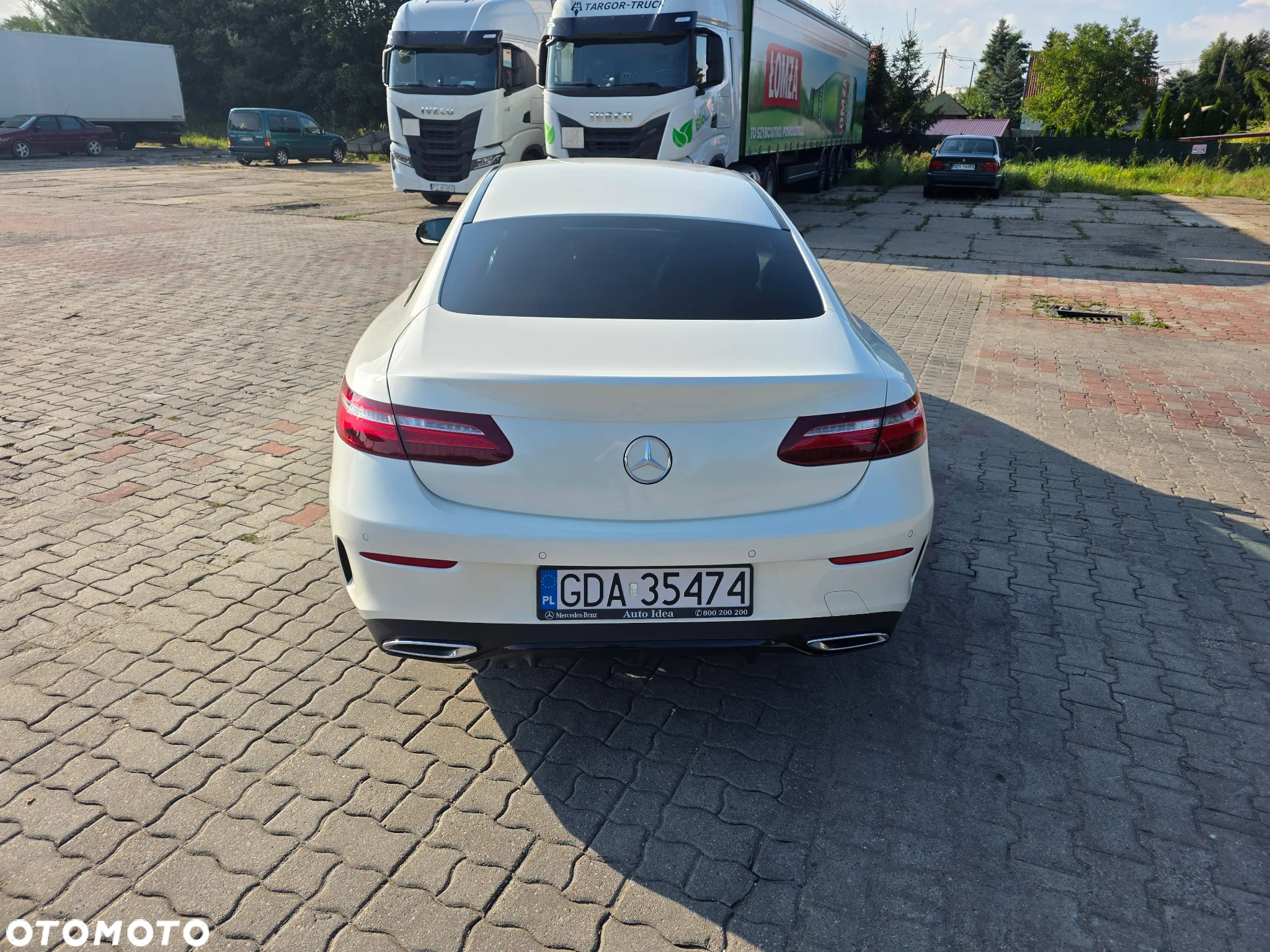 Mercedes-Benz Klasa E 220 d Coupe 4-Matic 9G-TRONIC - 4