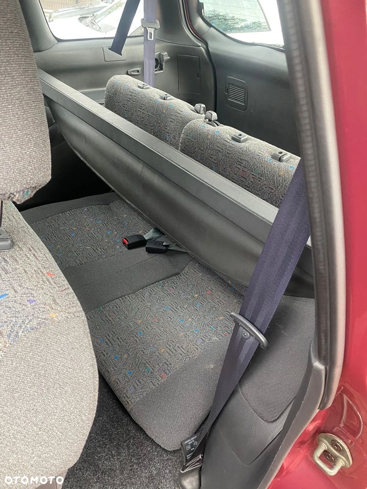 Hyundai Santamo 2.0 - 16