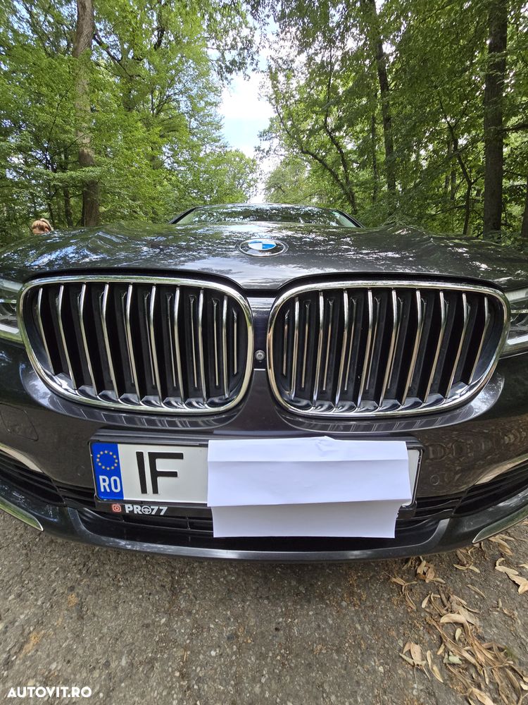 BMW Seria 7 740i - 13