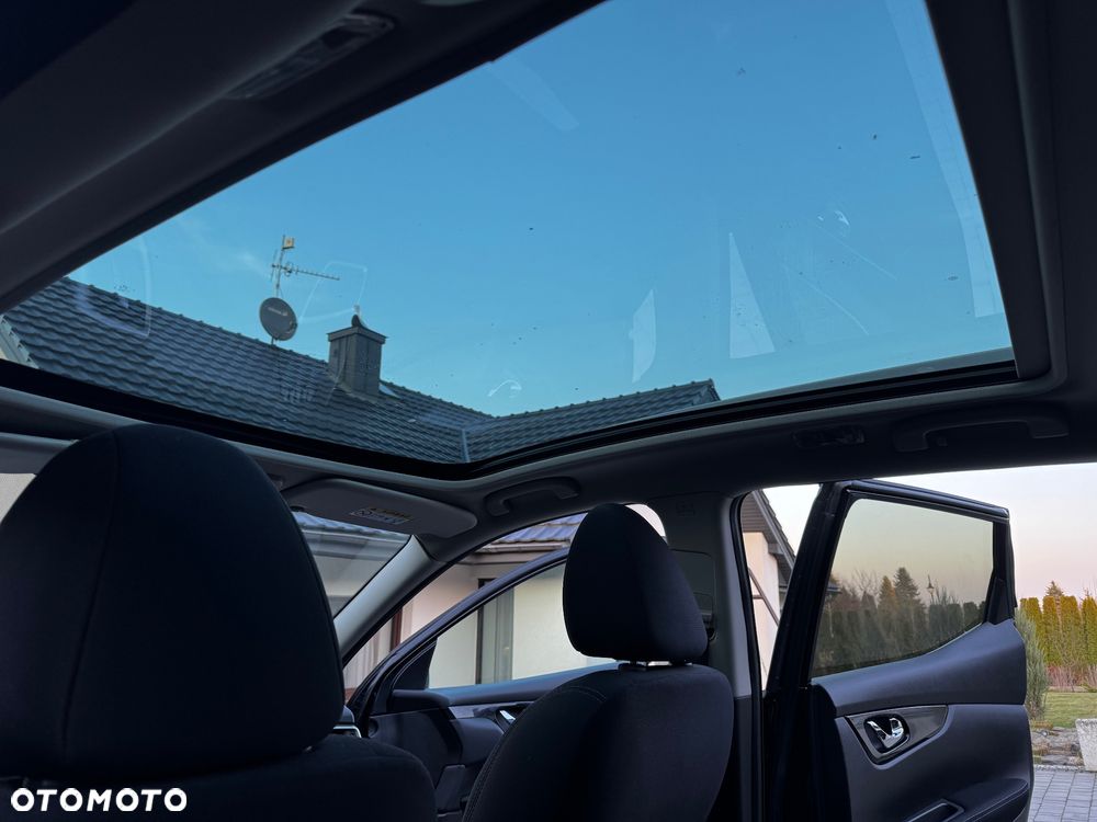 Nissan Qashqai 1.6 DIG-T N-Connecta - 14