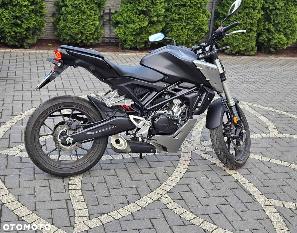 Honda CBF - 2