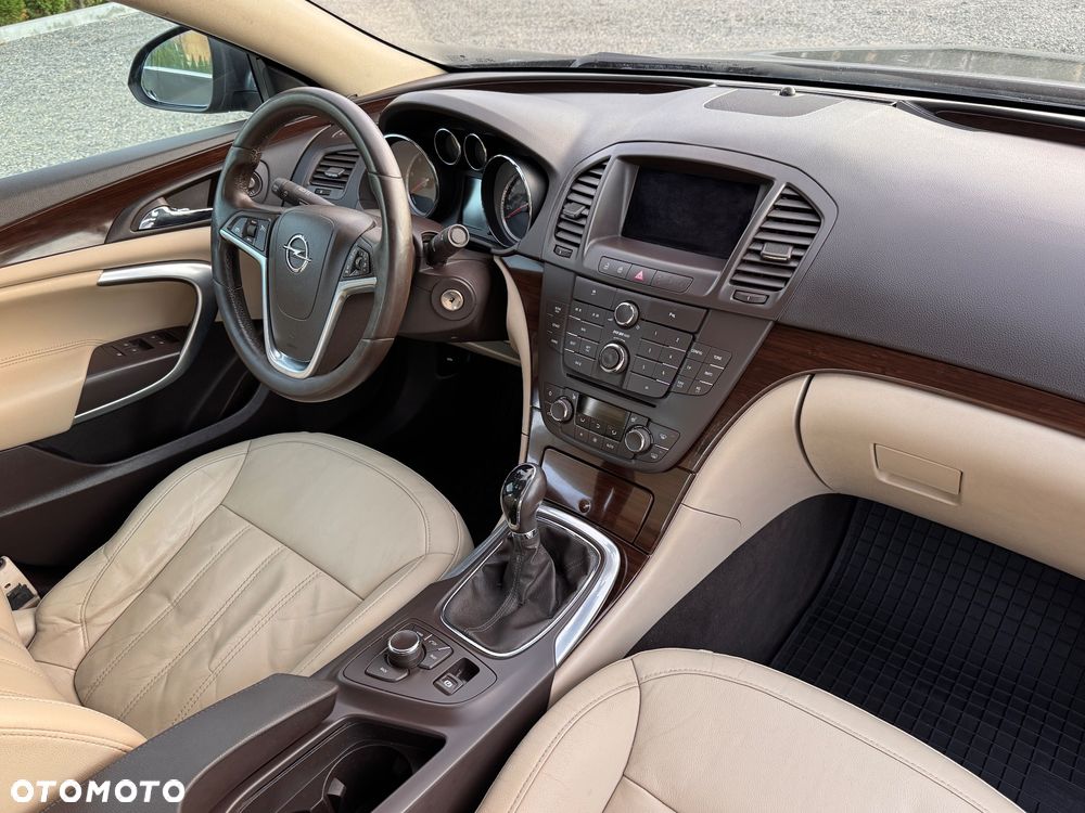 Opel Insignia - 27