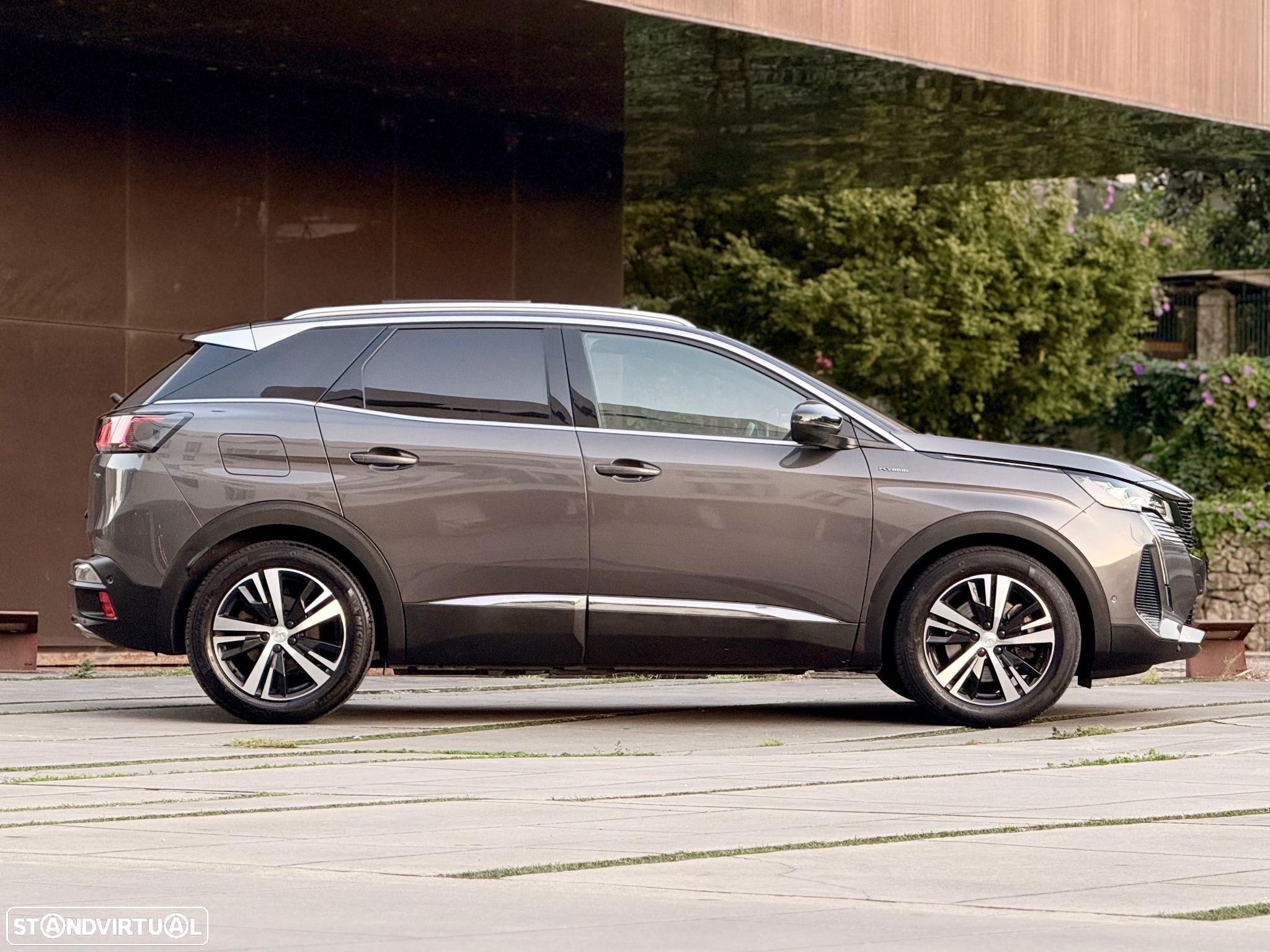 Peugeot 3008 1.6 Hybrid GT Pack e-EAT8 - 39