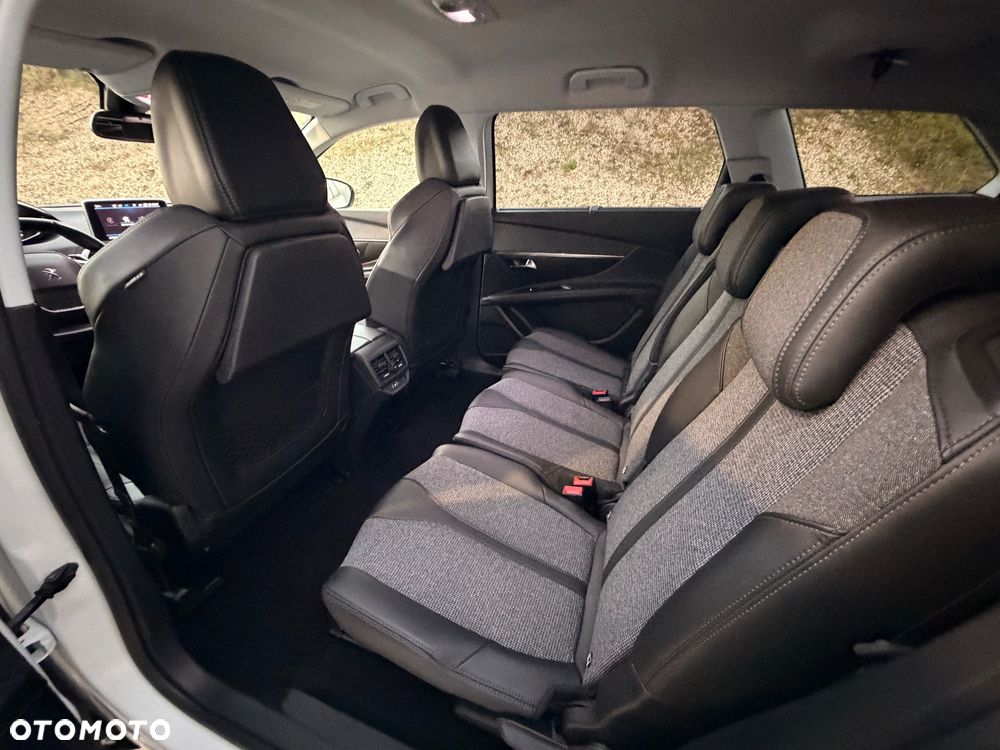 Peugeot 5008 - 7