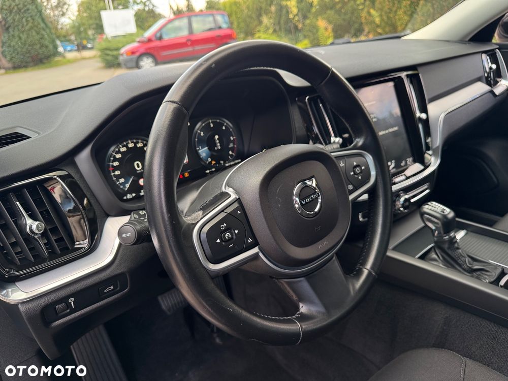 Volvo V60 D4 Geartronic Momentum - 5