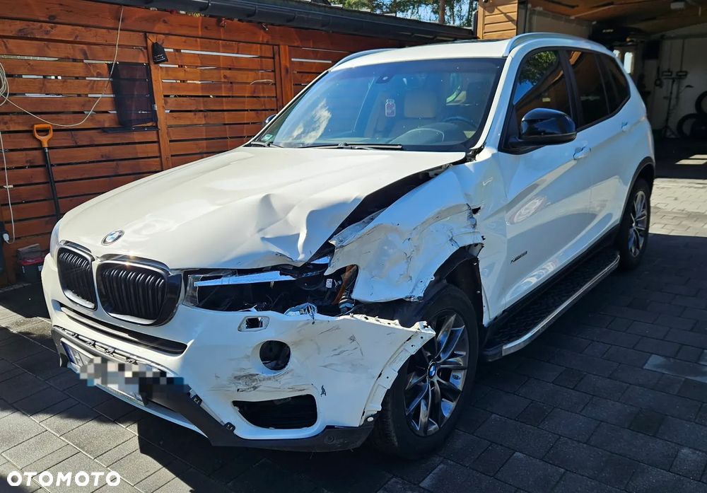 BMW X3 xDrive28i Advantage - 4