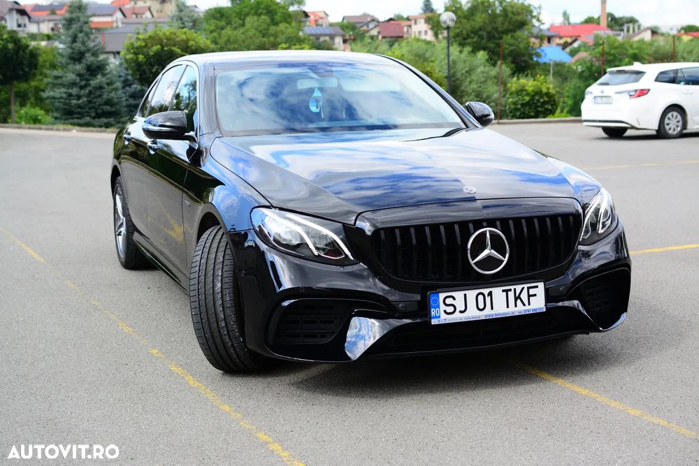 Mercedes-Benz E 300 de 9G-TRONIC - 3