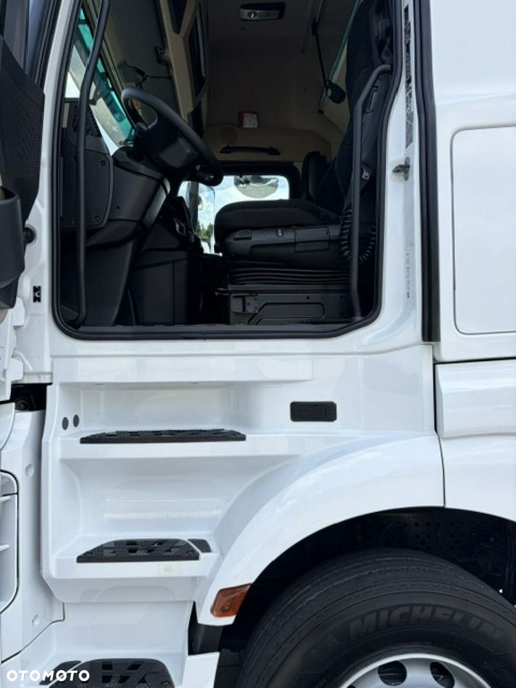 Mercedes-Benz Actros 18.48 Giga Space Piękny Standard - 29