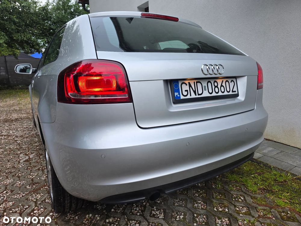 Audi A3 3-drzwiowe 1.6 TDI DPF Ambition - 20