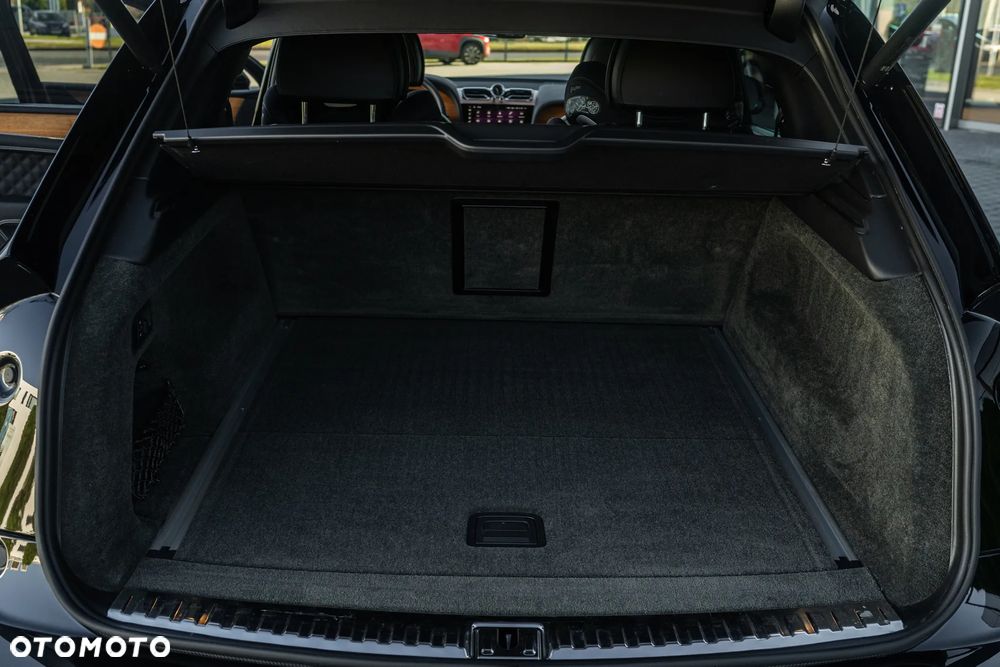 Bentley Bentayga - 30
