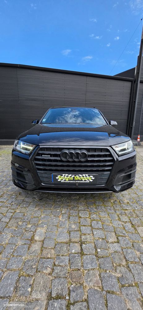 Audi Q7 3.0 TDI quattro S-line Tiptronic 7L - 15