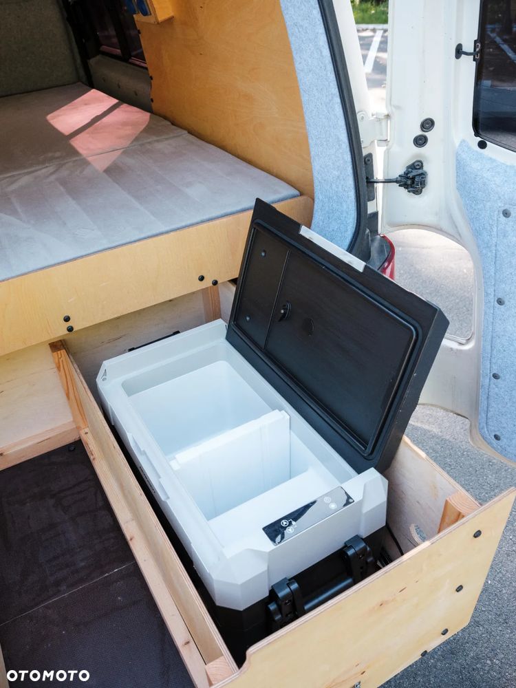 Volkswagen Transporter T5 - 33