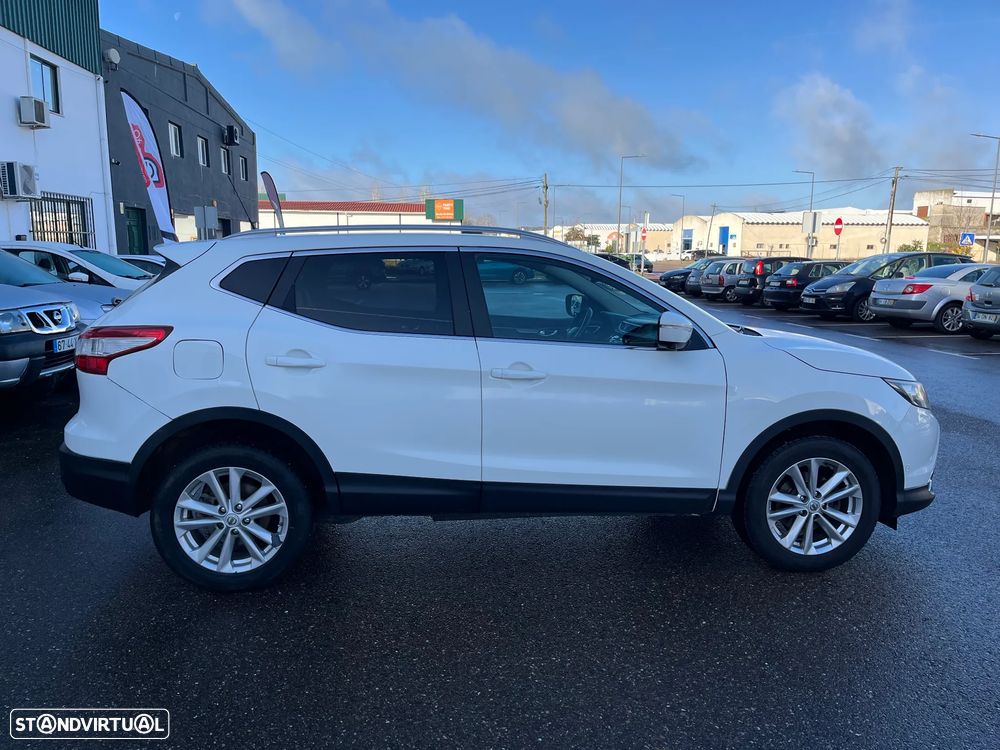 Nissan Qashqai 1.6 dCi Tekna Premium Pele S Alcantara 4x4i - 6