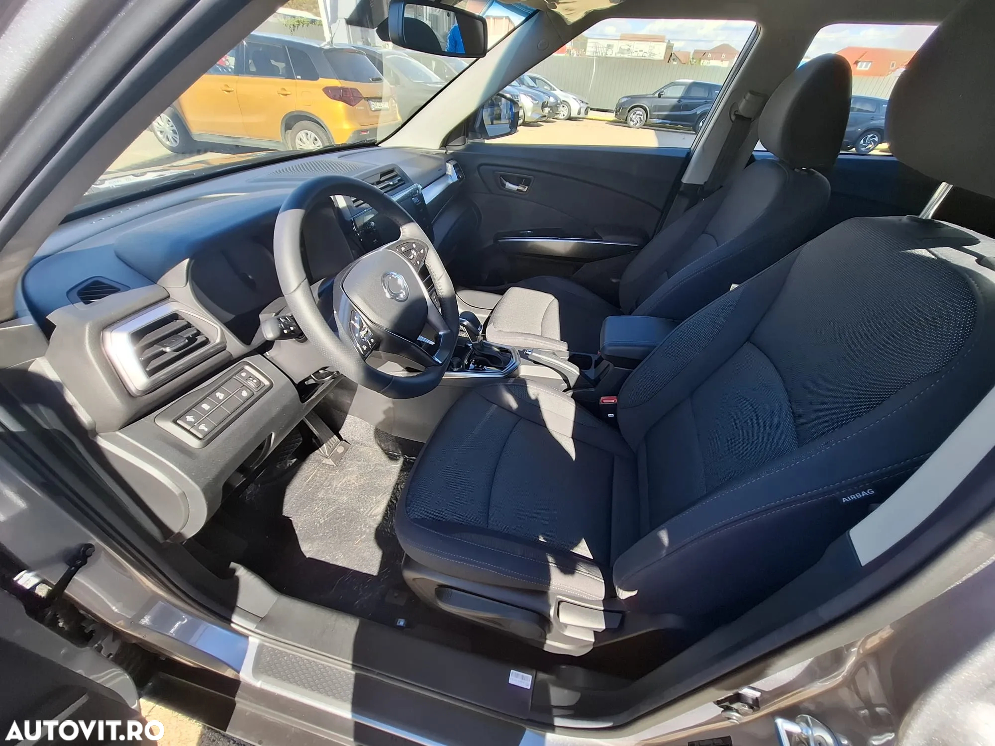 SsangYong Tivoli - 12