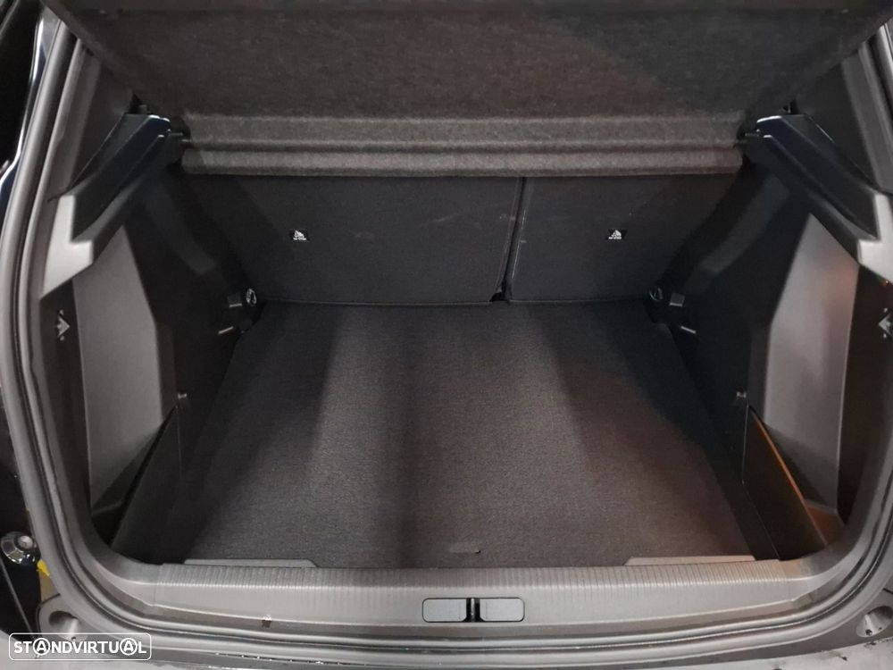 Peugeot 2008 1.2 PureTech Allure - 24