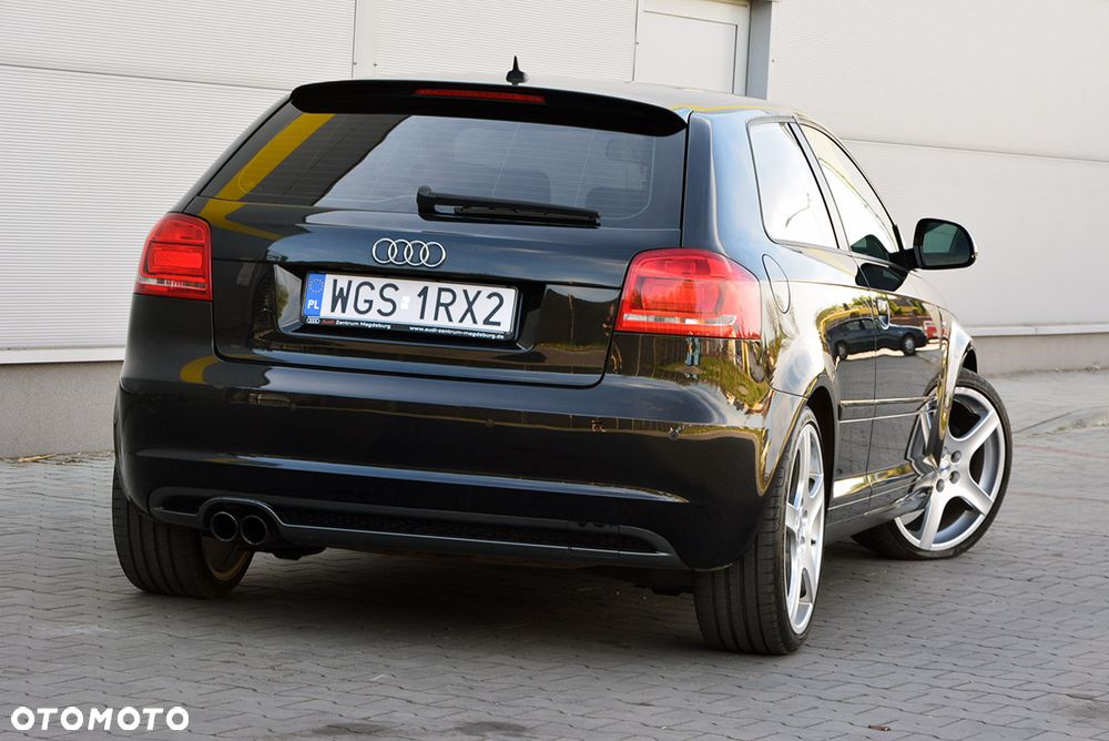 Audi A3 3-drzwiowe 1.8 TFSI S line Sportpaket - 29