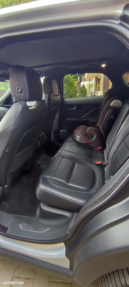 Jaguar F-Pace 20d AWD R-Sport - 3