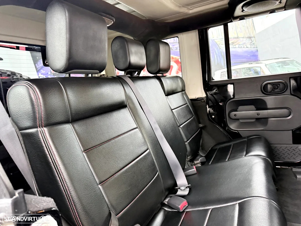 Jeep Wrangler 2.8 CRD ATX Sport - 27