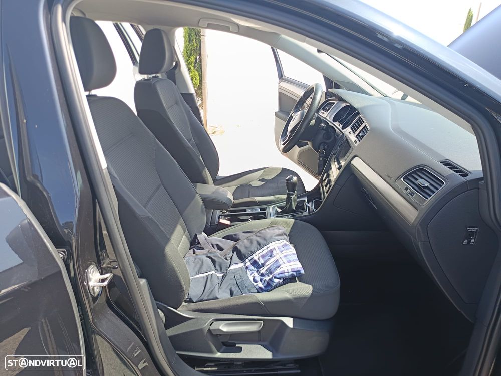 VW Golf Variant 1.6 TDi GPS Edition - 24