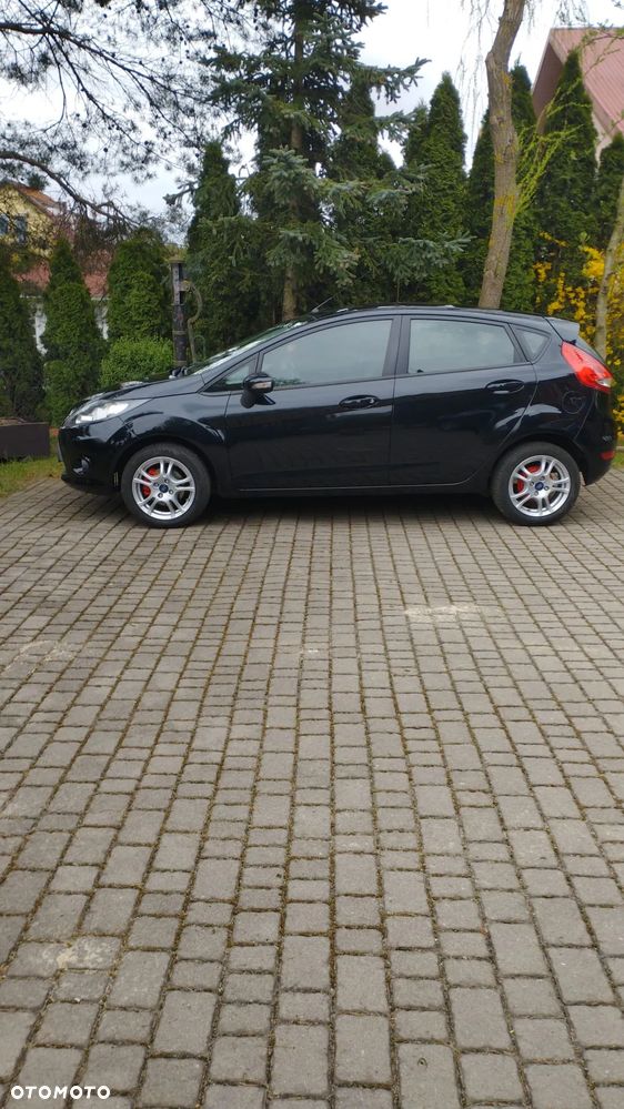 Ford Fiesta - 2