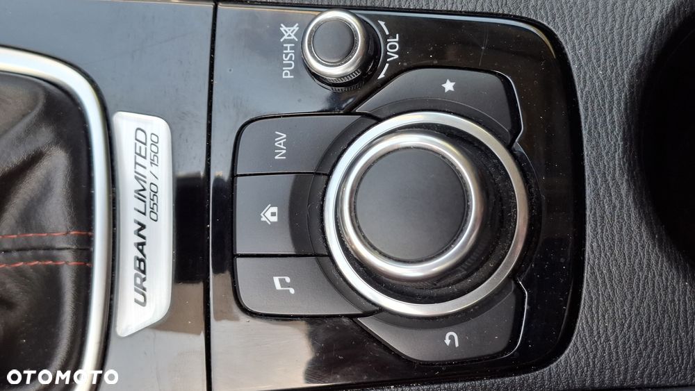 Mazda 3 SKYACTIV-G 120 Urban Limited - 25