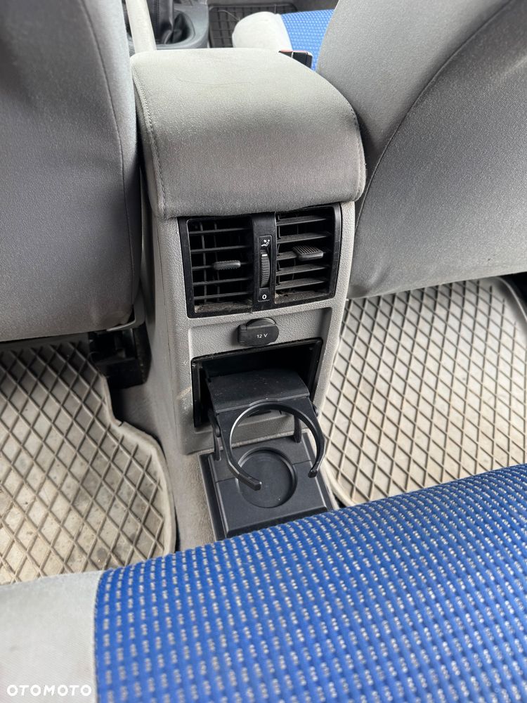 Volkswagen Caddy Life - 35