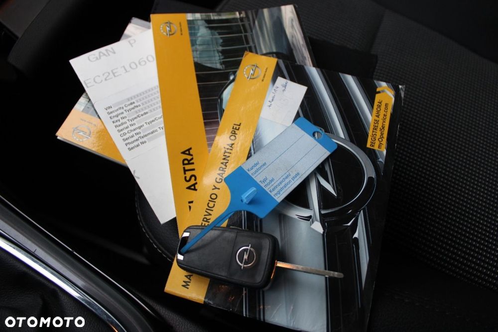 Opel Astra - 40