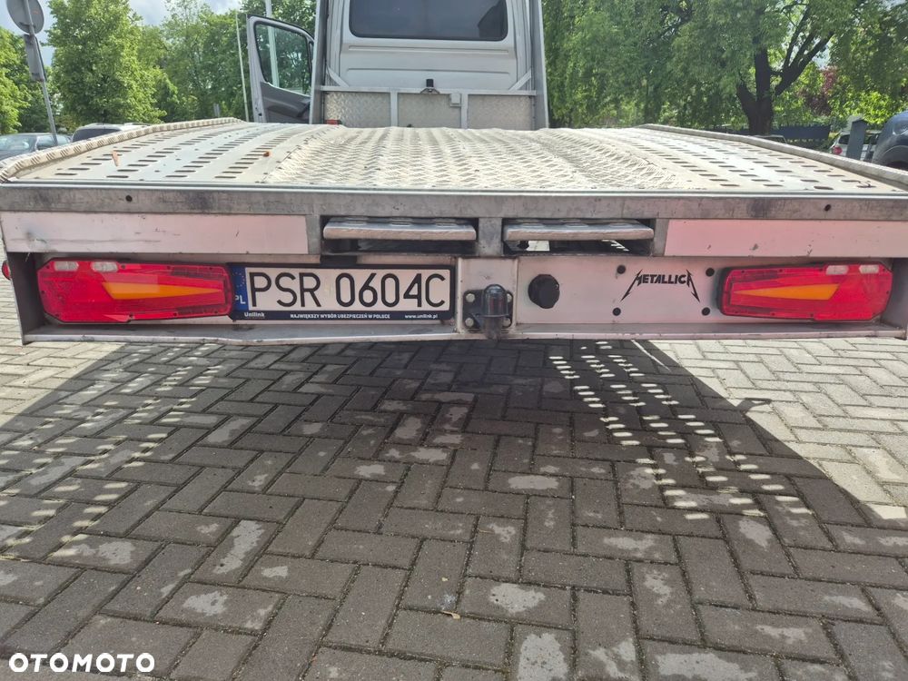 Volkswagen CRAFTER - 9