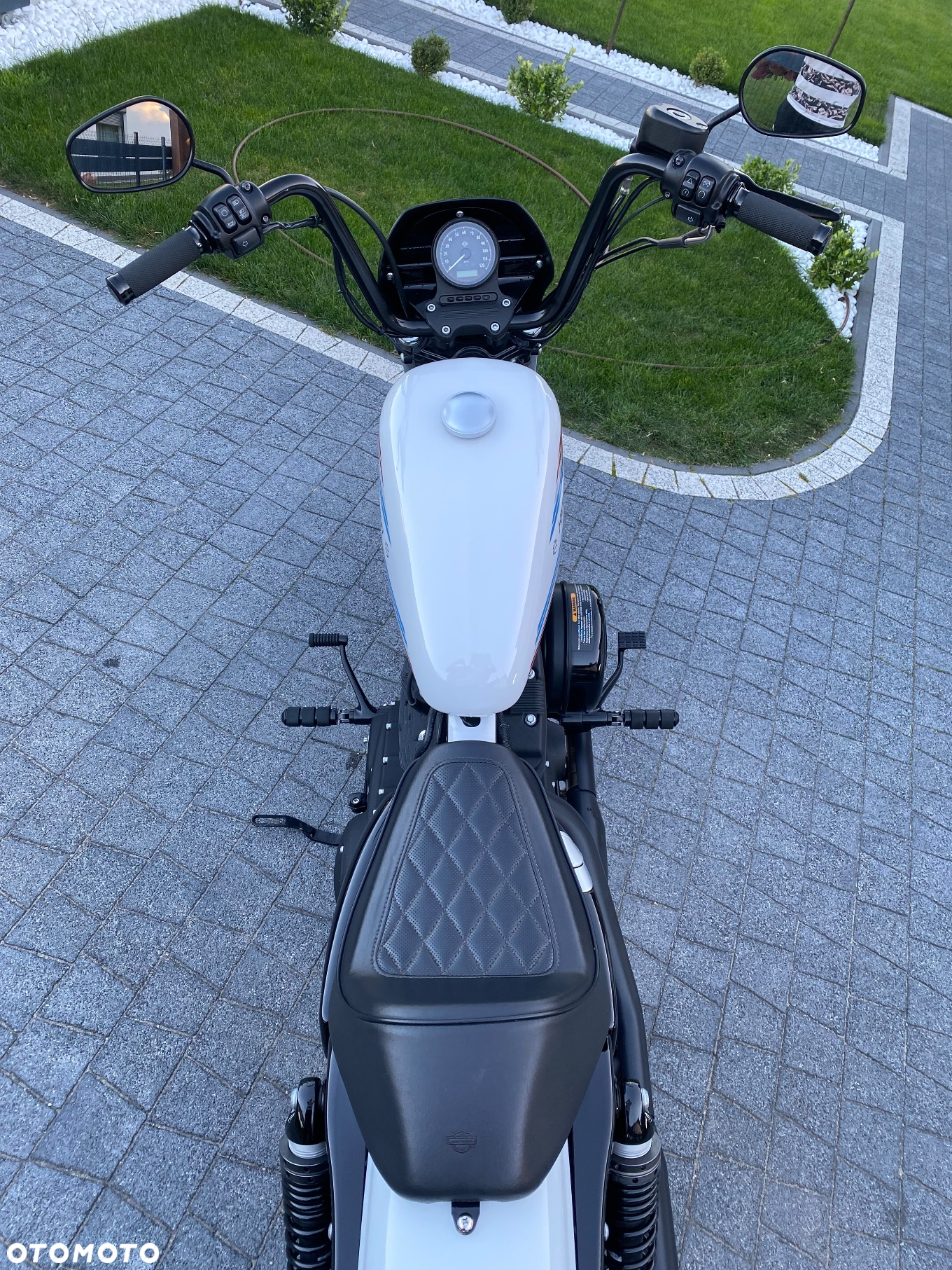 Harley-Davidson Sportster Iron 1200 - 5
