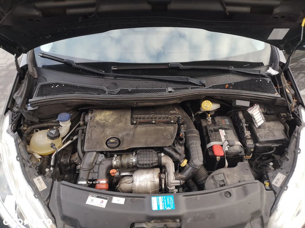 Peugeot 208 1.6 BlueHDi Active S&S - 28