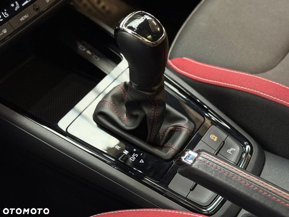 Skoda Kamiq 1.5 TSI Monte Carlo DSG - 31