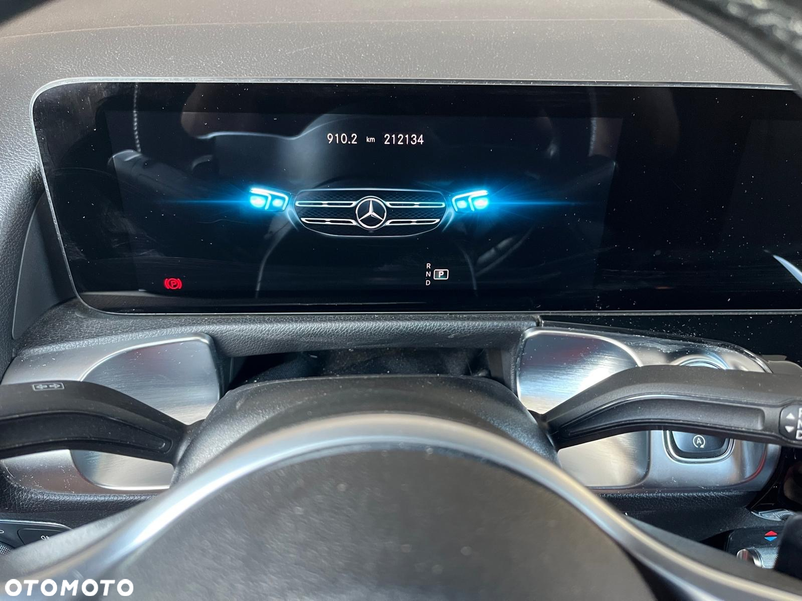Mercedes-Benz GLB 200 d 8G-DCT - 9
