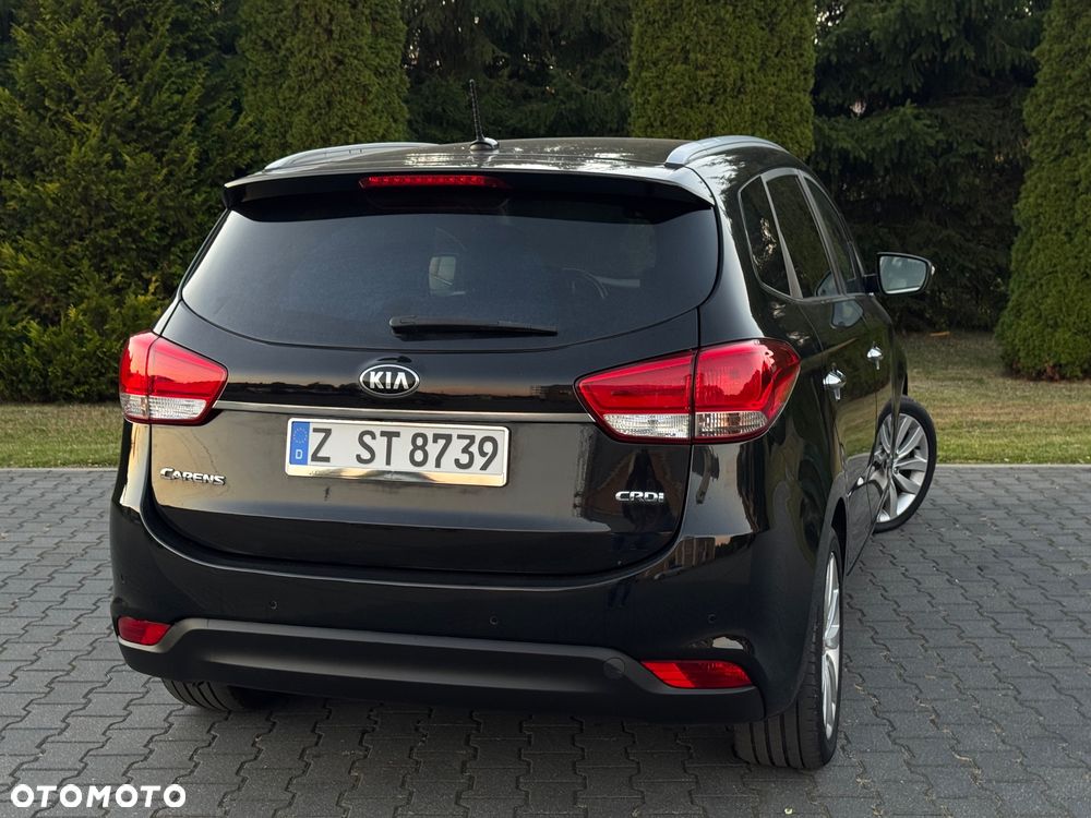 Kia Carens 1.7 CRDi 136 Fifa World Cup Edition - 19