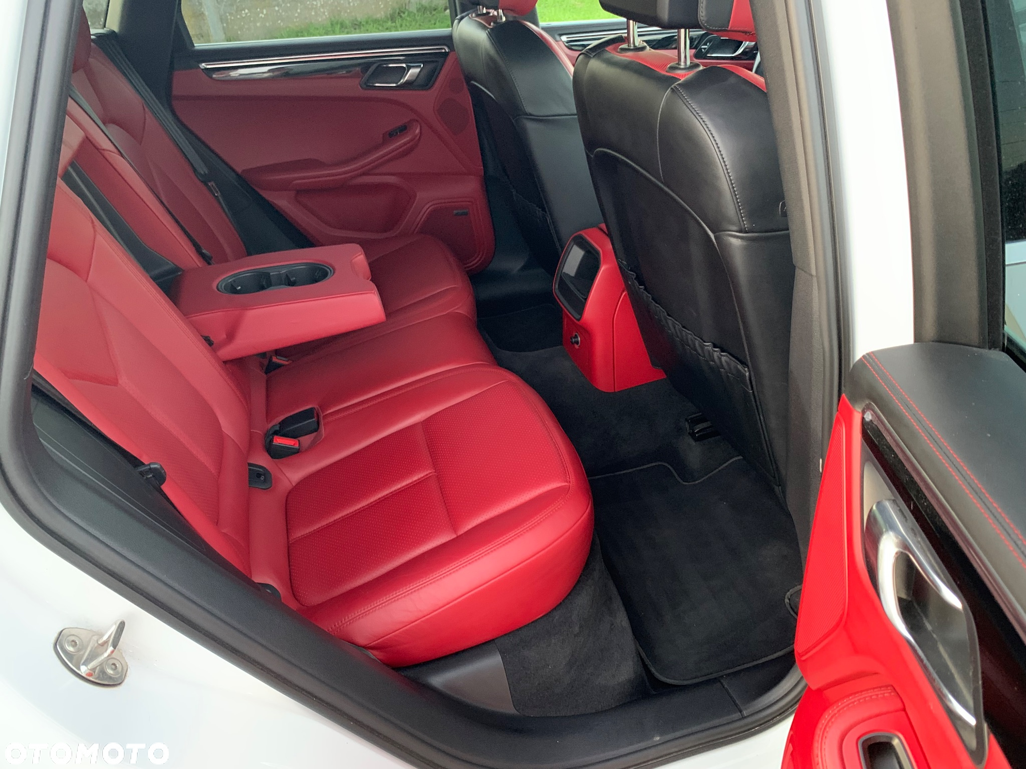 Porsche Macan S - 16