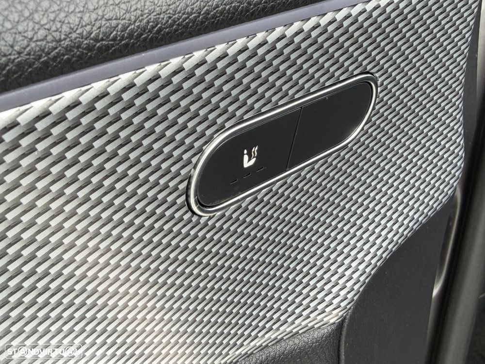 Mercedes-Benz A 250 Limousine e 8G-DCT Progressive Advanced - 32