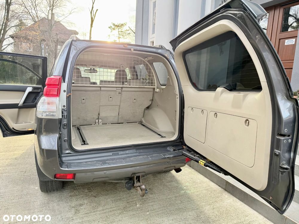 Toyota Land Cruiser LC 3.0 D-4D Prestige - 13