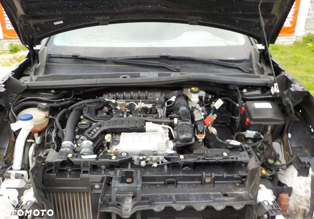 Peugeot 2008 - 5